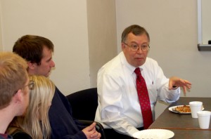 Bob Rodriguez speaks with master’s degree statistics students during his November 2012 visit to Miami University.